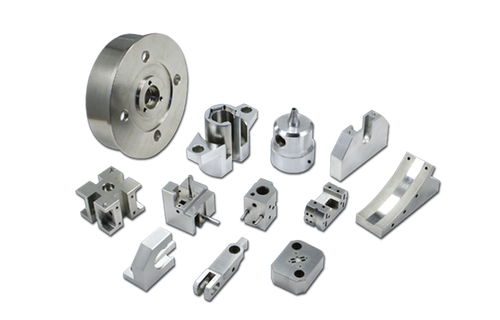 非標精密機械加工如何選擇合適的切削液